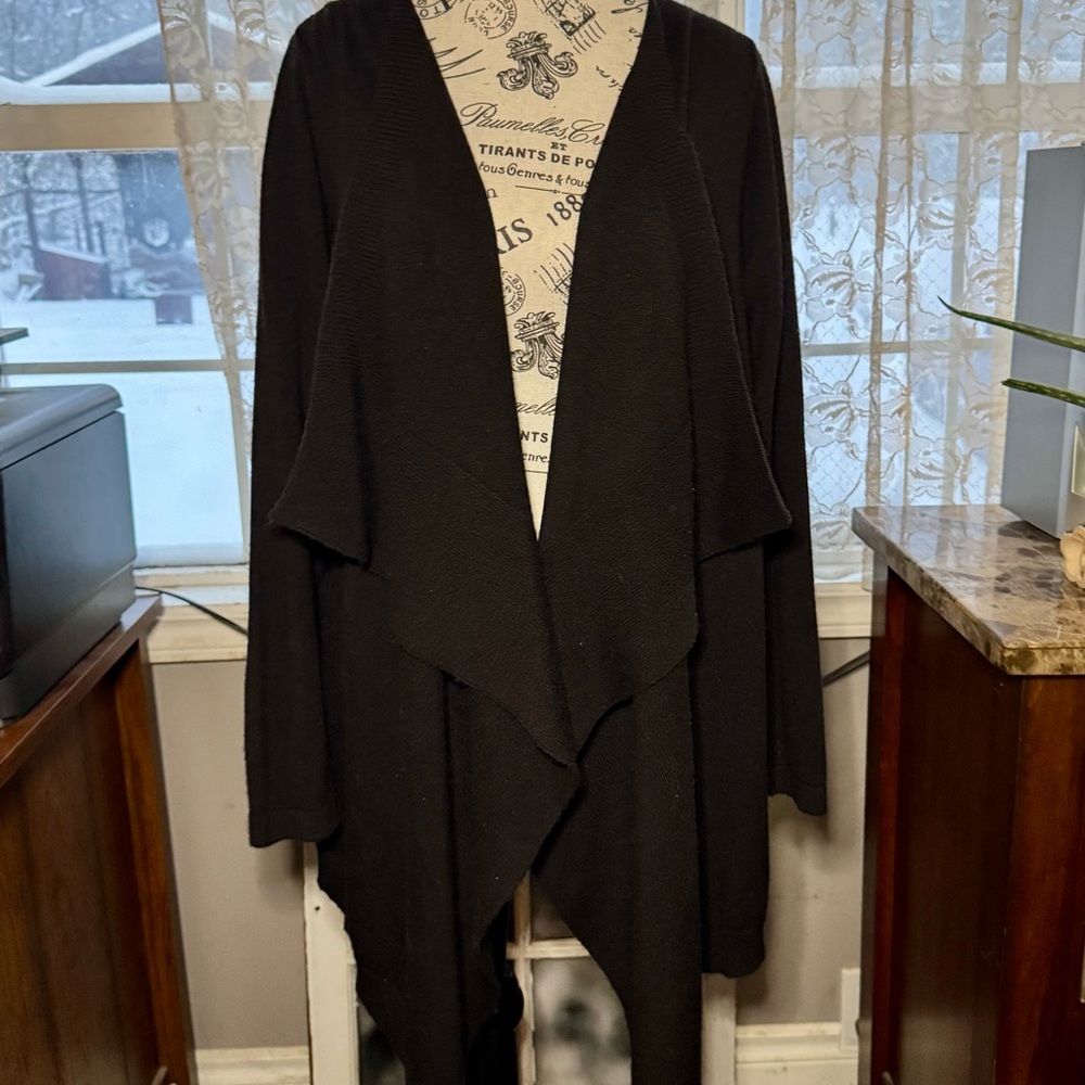 East 5th Black Cardigan, Long Length and Relaxed Fit